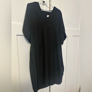 Chic Black V-Neck Mini Dress